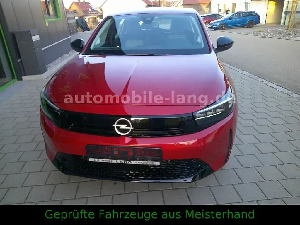 Gebraucht Opel Corsa-e 100 kW (136 PS) 2023 Rot Kleinwagen