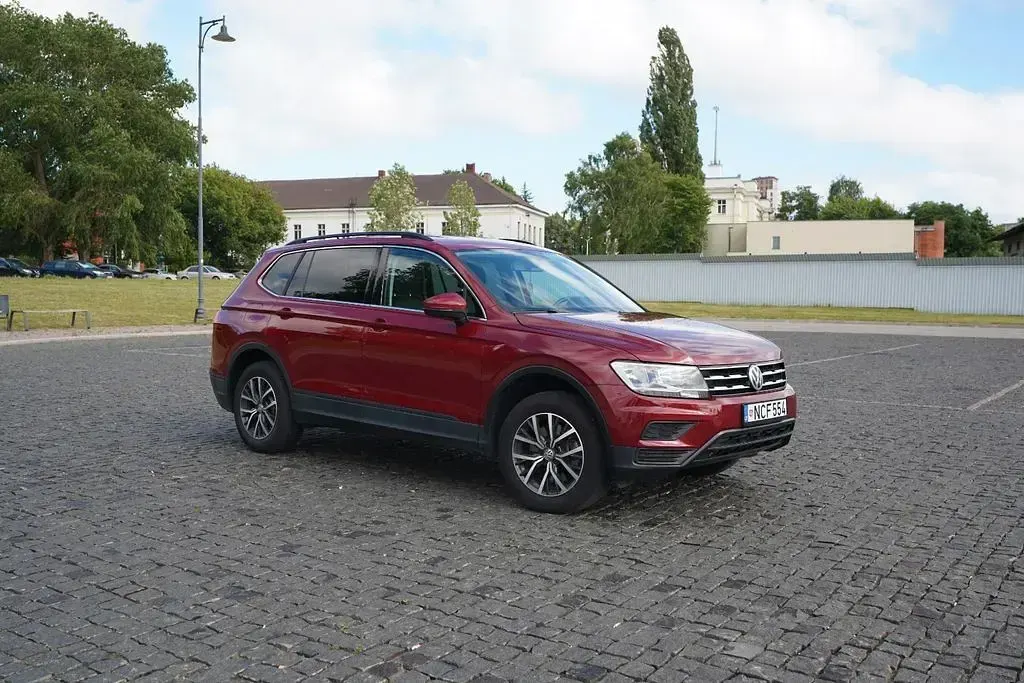 Gebraucht VW Tiguan Comfortline 190 PS (139 kW) 2019 Rot SUV