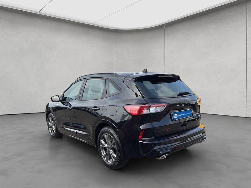 Gebraucht Ford Kuga ST-Line 120 PS (88 kW) 2023 Schwarz SUV