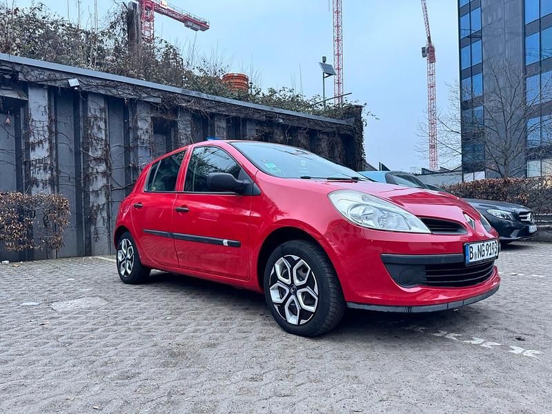 Gebraucht Renault Clio III 75 PS (55 kW) 2006 Rot Kleinwagen