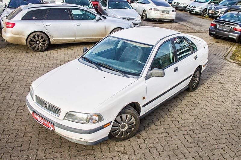 Gebraucht Volvo S40 116 PS (85 kW) 1997 Weiß Limousine