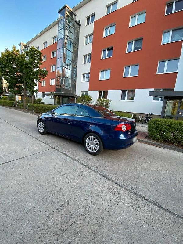Gebraucht VW Eos 122 PS (89 kW) 2008 Blau Cabrio