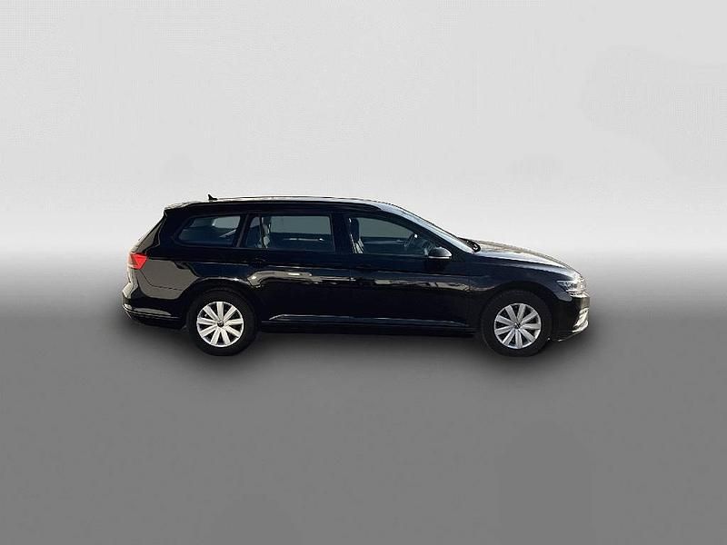 Usata VW Passat Conceptline 150 CV (110 kW) 2022 Nero Station wagon