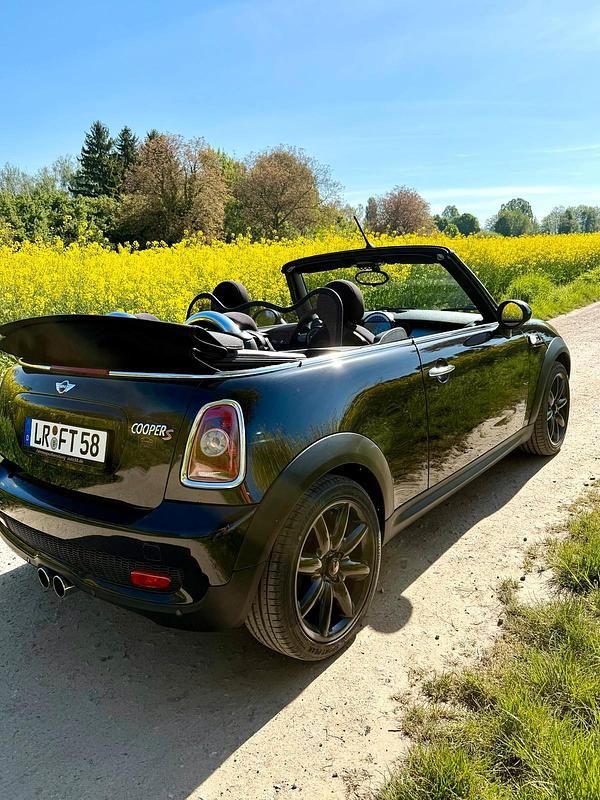 Gebraucht Mini Cooper S Cabriolet 174 PS (127 kW) 2009 Schwarz Cabrio