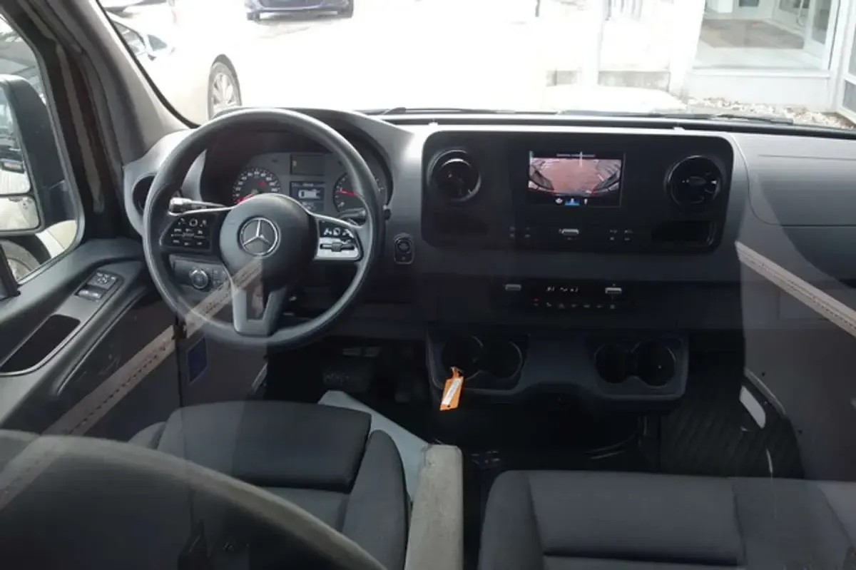 Occasion Mercedes Sprinter 170 ch (125 kW) 2021 Noir Van