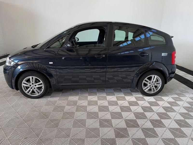 Second-hand Audi A2 75 CP (55 kW) 2003 Negru Hatchback