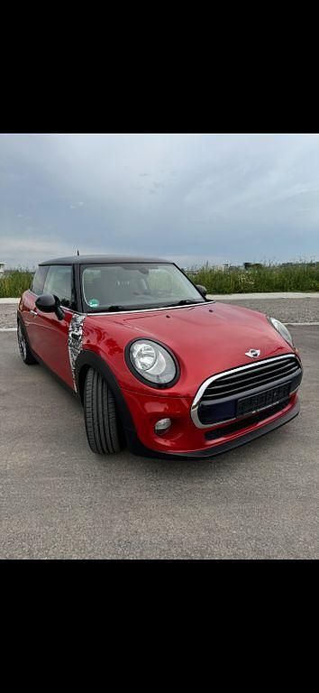 Gebraucht Mini Cooper 136 PS (100 kW) 2016 Rot Kleinwagen