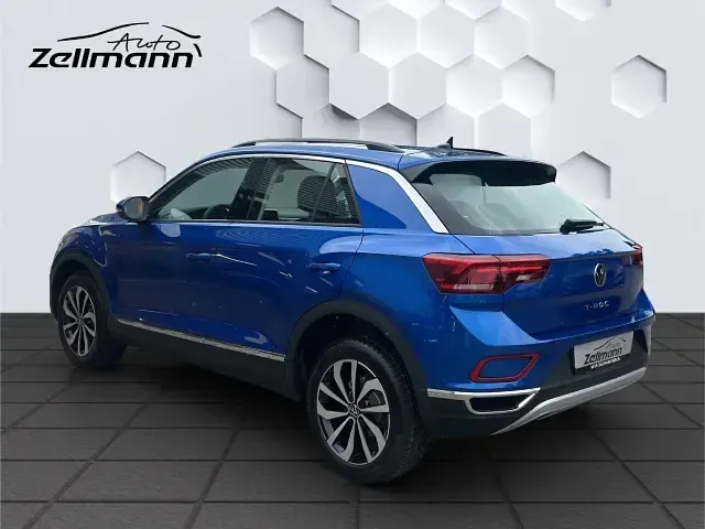 Gebraucht VW T-Roc Style 150 PS (110 kW) 2025 Blau SUV