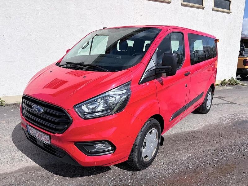 Gebraucht Ford Transit Custom Trend 105 PS (77 kW) 2019 Rot Van / Kleinbus