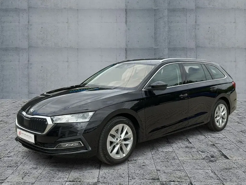 Gebraucht Skoda Octavia Style 150 PS (110 kW) 2023 Blackmagic perleffekt Kombi