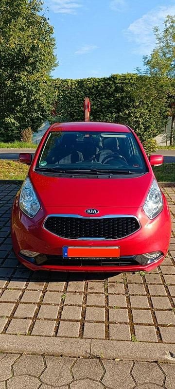 Rot Gebraucht 2016 Kia Venga Kleinwagen | 9.900 € (Fairer Preis) - Bild 1/4