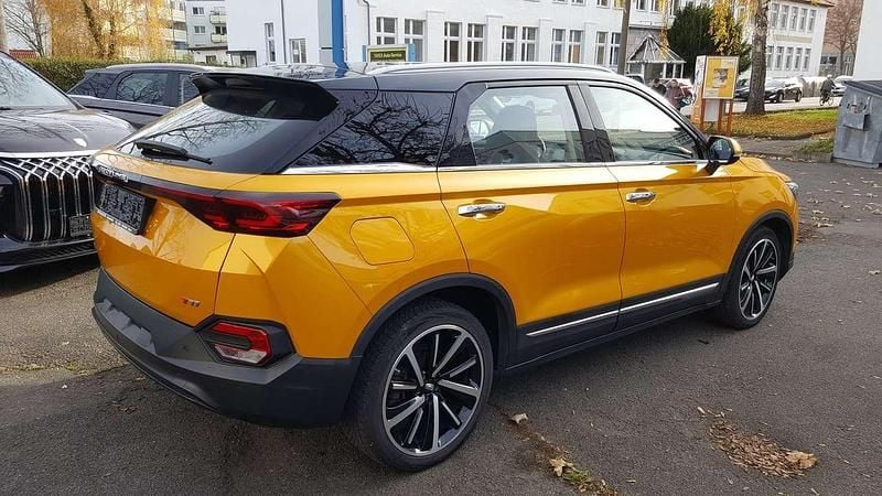 Gebraucht Bestune T77 160 PS (117 kW) 2022 Gelb SUV