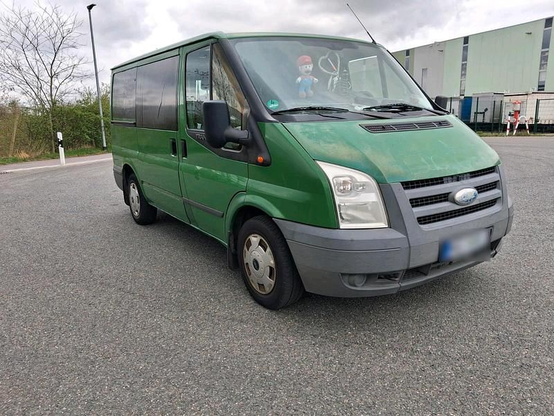 Usata Ford Transit 115 CV (84 kW) 2010 Verde Monovolume