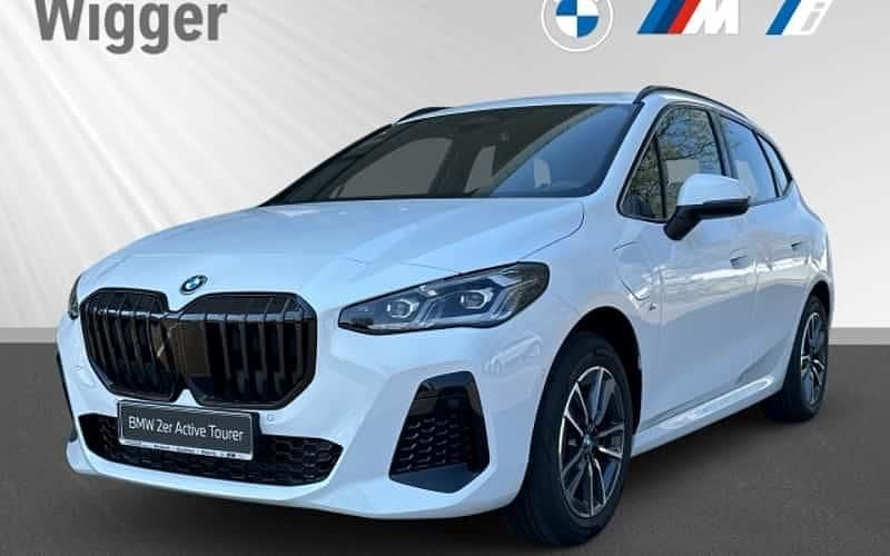 Weiß Neu 2025 BMW 225 Active Tourer Luxury Line Van / Kleinbus | 48.900 € (Guter Preis) - Bild 1/4