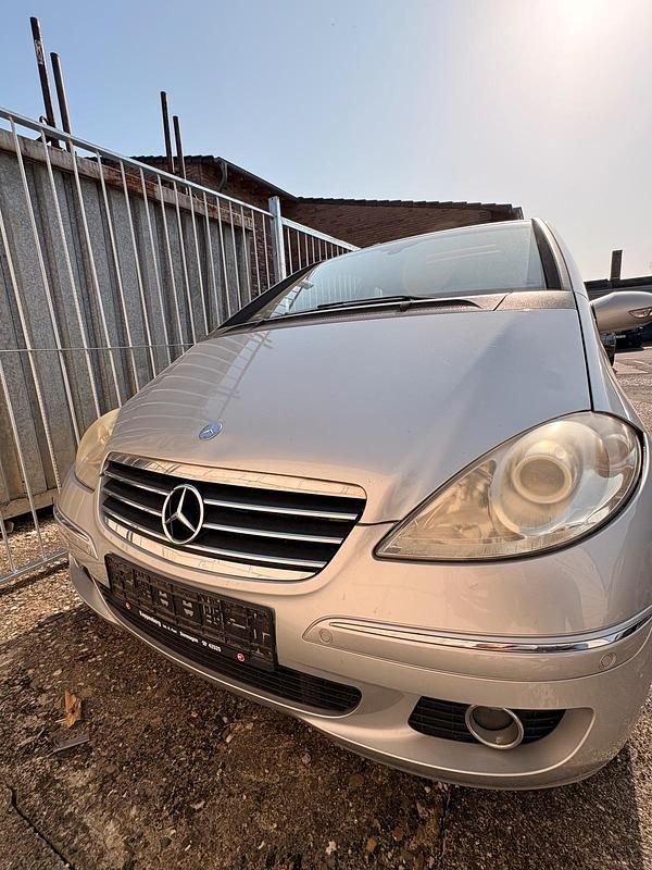 Gebraucht Mercedes A180 110 PS (80 kW) 2005 Silber Kleinwagen
