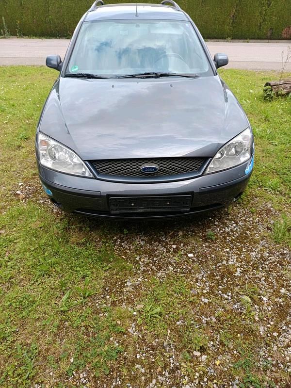 Grau Gebraucht 2002 Ford Mondeo Kombi | 1.200 € (Fairer Preis) - Bild 1/4