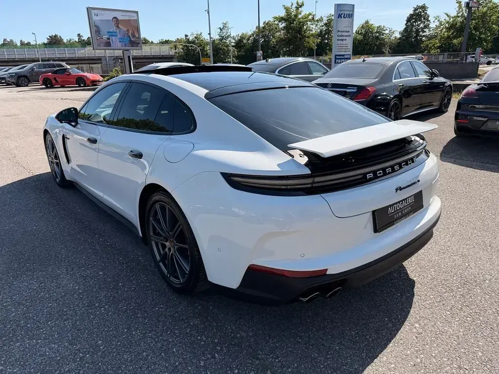 Gebraucht Porsche Panamera 4 Sport 470 PS (345 kW) 2024 Weiß Kleinwagen