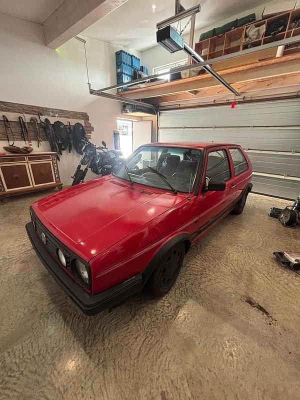Rot Gebraucht 1991 VW Golf II Kleinwagen | 850 € - Bild 1/4
