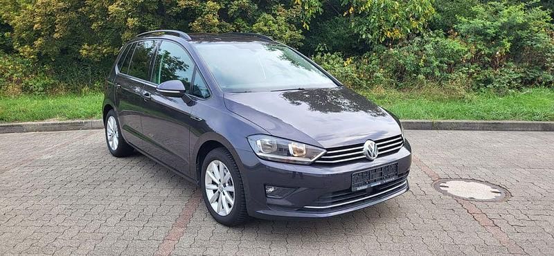 Grau Gebraucht 2015 VW Golf Sportsvan LOUNGE Van / Kleinbus | 10.990 € (Guter Preis) - Bild 1/4