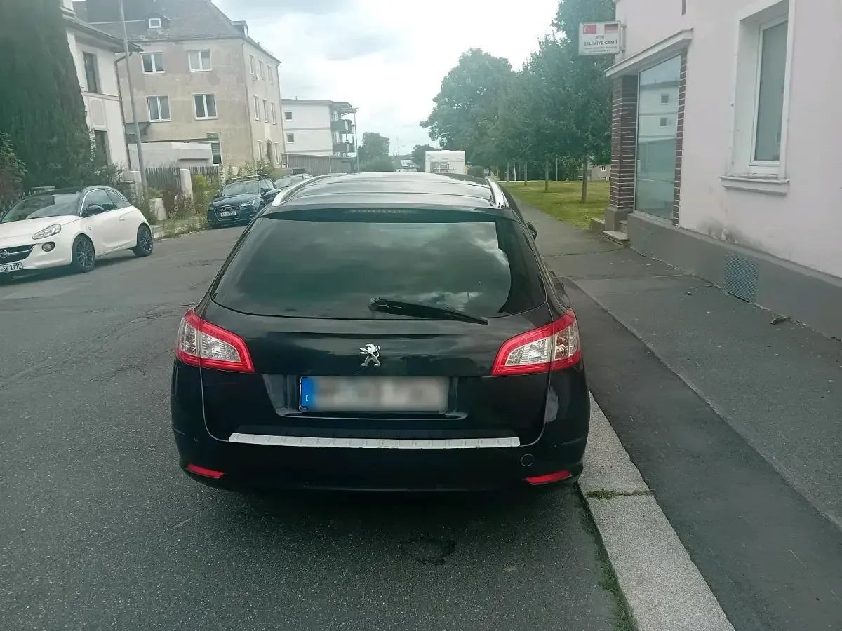 Gebraucht Peugeot 508 SW 156 PS (114 kW) 2011 Kombi
