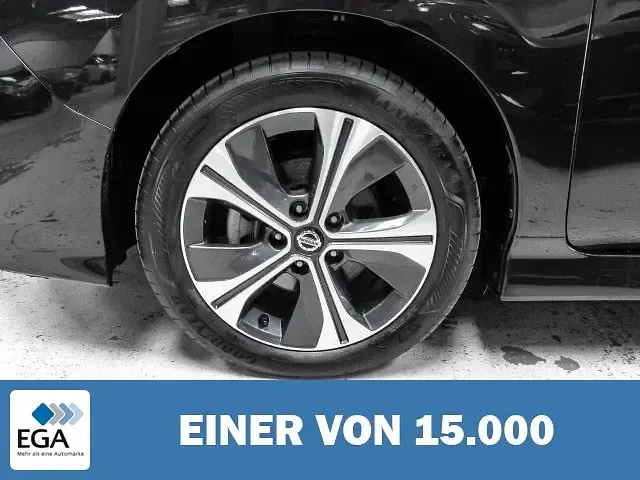 Gebraucht Nissan Leaf 360º 110 kW (150 PS) 2022 Schwarz metallic Kleinwagen