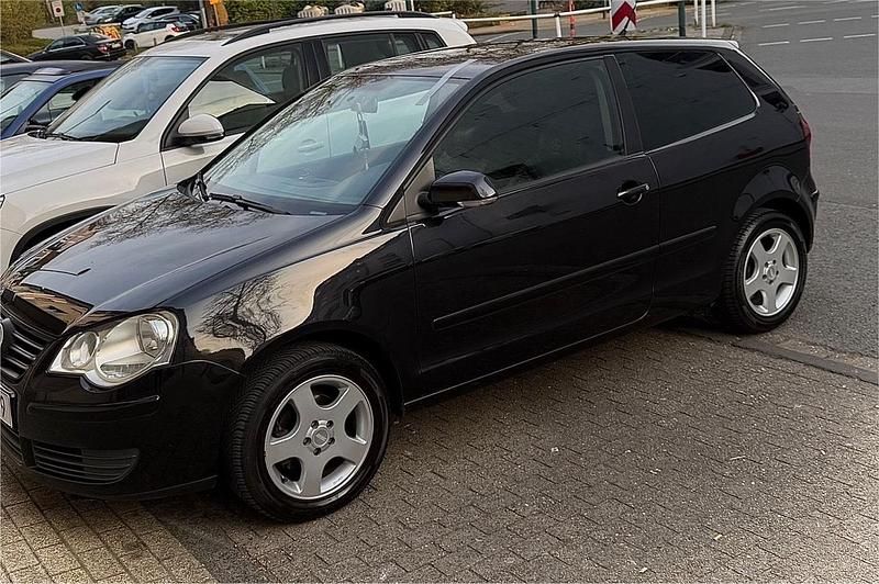 Gebraucht VW Polo 65 PS (47 kW) 2006 Schwarz Kleinwagen