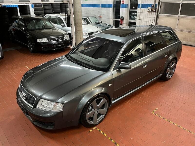 Grau metallic Gebraucht 2003 Audi RS6 Sport Kombi | 24.900 € - Bild 1/4