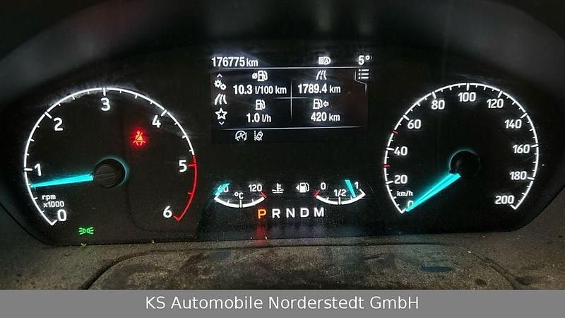 Gebraucht Ford Transit Custom Trend 131 PS (96 kW) 2020 Weiß Van / Kleinbus