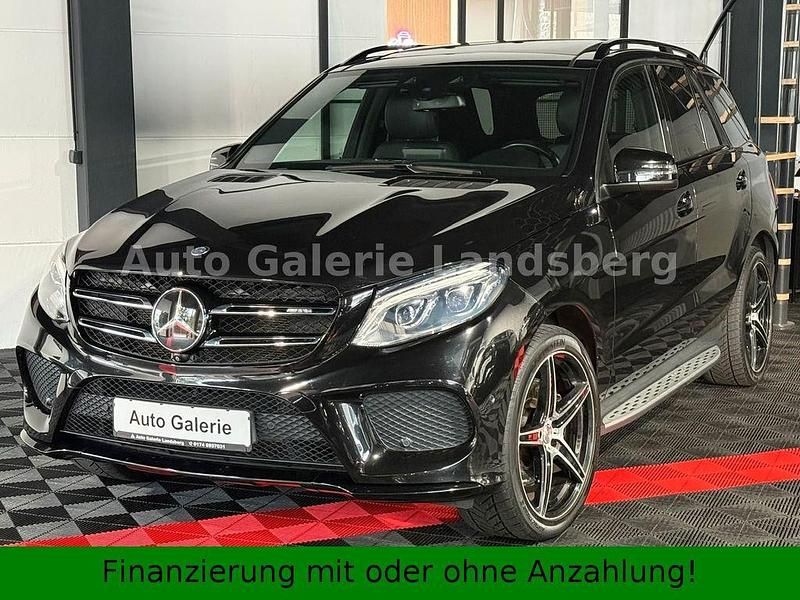 Obsidianschwarz Gebraucht 2017 Mercedes GLE43 AMG AMG SUV | 31.590 € (Superpreis) - Bild 1/4