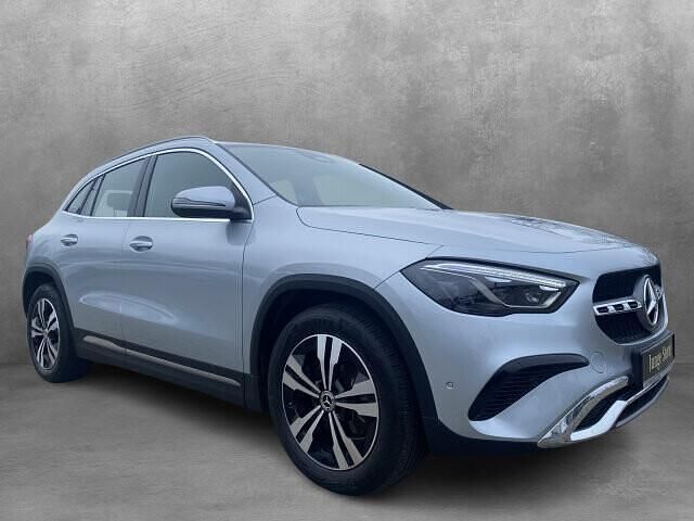 Gebraucht Mercedes GLA200 Progressive 150 PS (110 kW) 2025 Lack hightechsilber SUV