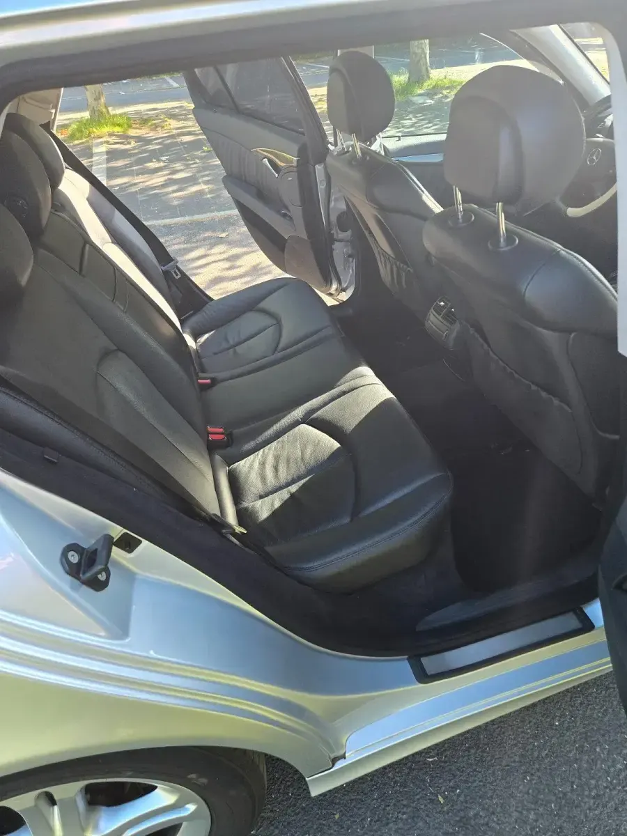 Gebraucht Mercedes E220 Avantgarde 170 PS (125 kW) 2007 Silber Kombi