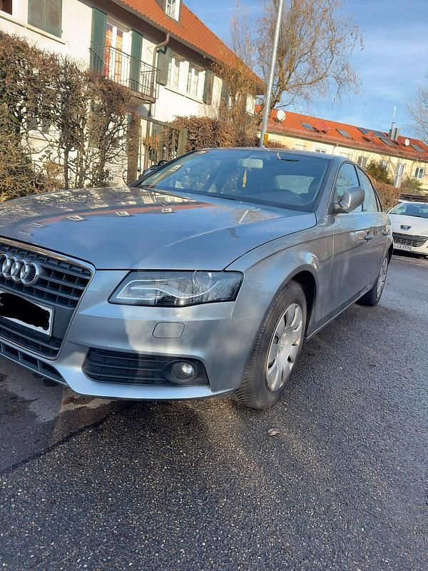 Gebraucht Audi A4 160 PS (117 kW) 2009 Silber Limousine