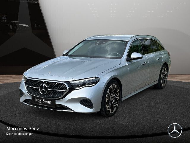 Silber Gebraucht 2024 Mercedes E300 Avantgarde Kombi | 52.990 € (Guter Preis) - Bild 1/4