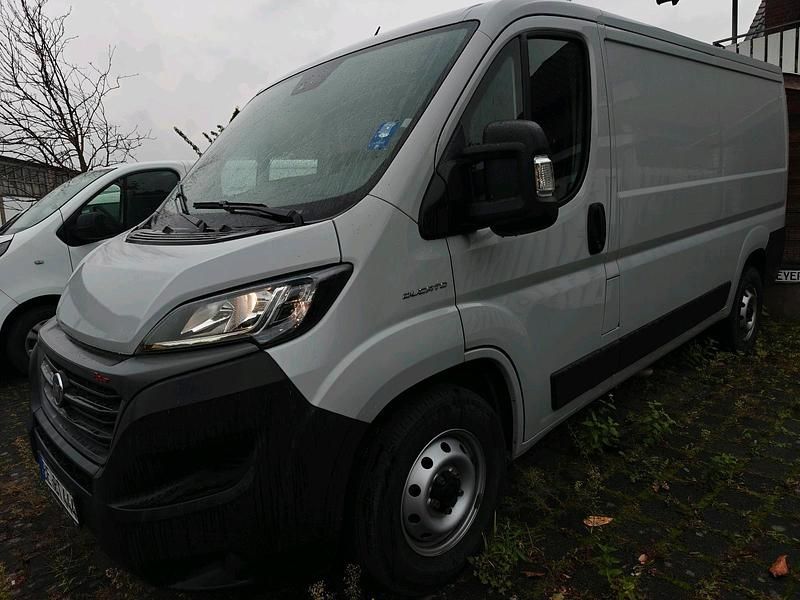 Grau Gebraucht 2021 Fiat Ducato Van | 21.900 € - Bild 1/4