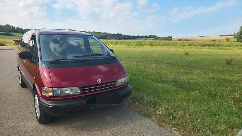 Rot Gebraucht 1992 Toyota Previa Van / Kleinbus | 9.000 € - Bild 1/4