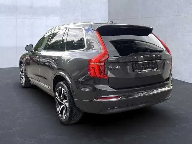 Gebraucht Volvo XC90 173 PS (127 kW) 2023 SUV