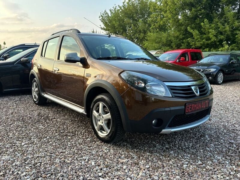 Braun Gebraucht 2012 Dacia Sandero Stepway Kleinwagen | 4.790 € (Fairer Preis) - Bild 1/4