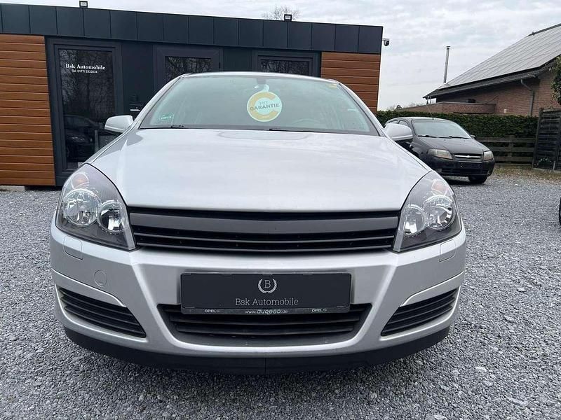 Gebraucht Opel Astra 105 PS (77 kW) 2004 Other Limousine