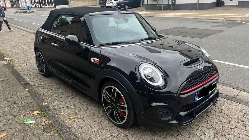 Gebraucht Mini John Cooper Works 231 PS (169 kW) 2018 Schwarz Kleinwagen