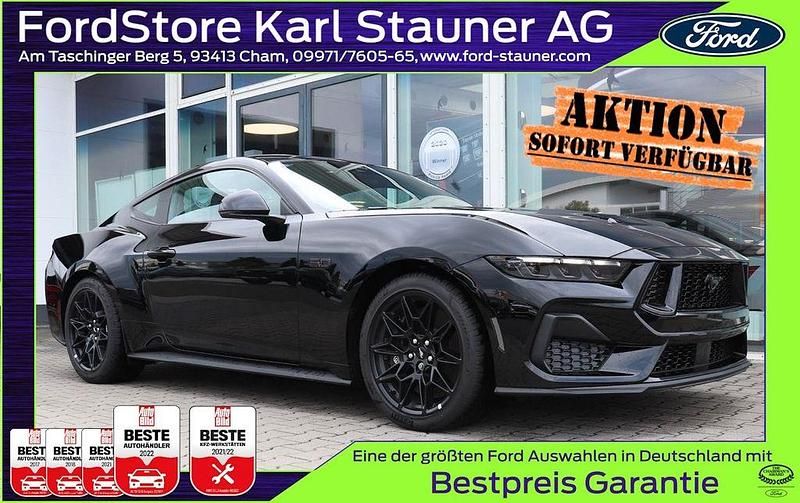 Absoluteblack metallic Neu 2025 Ford Mustang GT Fastback Coupé | 54.980 € (Guter Preis) - Bild 1/4