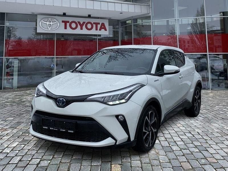 Gebraucht Toyota C-HR Team 184 PS (135 kW) 2021 White pearl cs SUV