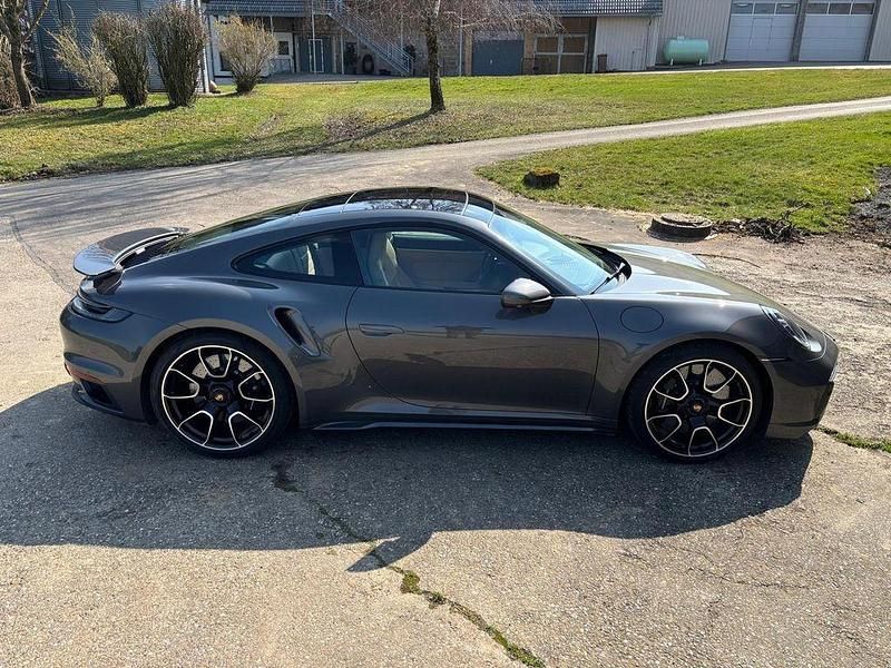 Gebraucht Porsche 992 650 PS (478 kW) 2021 Grau Coupé
