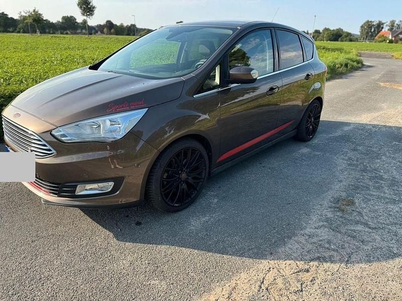 Braun Gebraucht 2016 Ford C-MAX Titanium Van / Kleinbus | 13.990 € (Teuer) - Bild 1/4