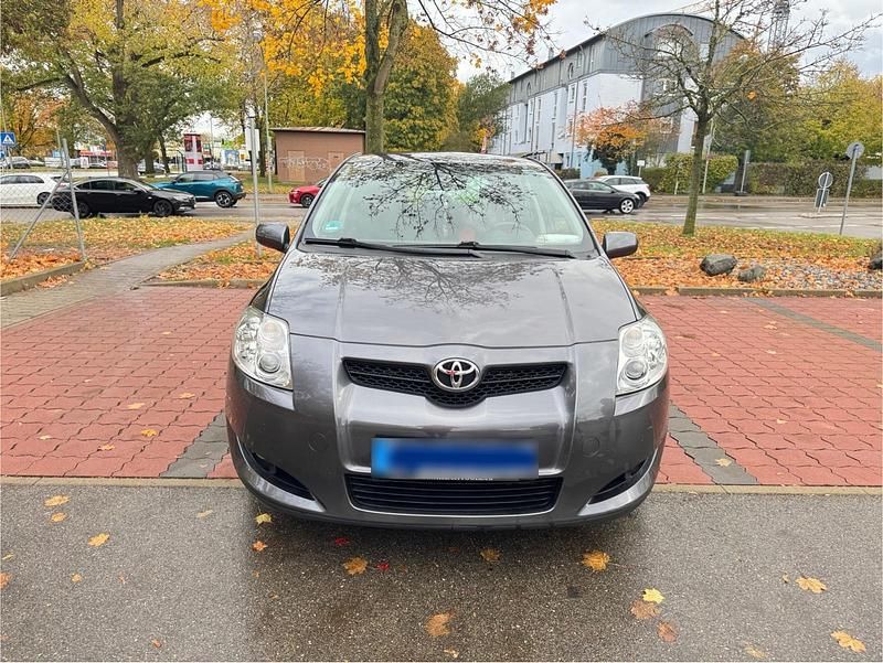 Gebraucht Toyota Auris 99 PS (72 kW) 2008 Grau Kleinwagen