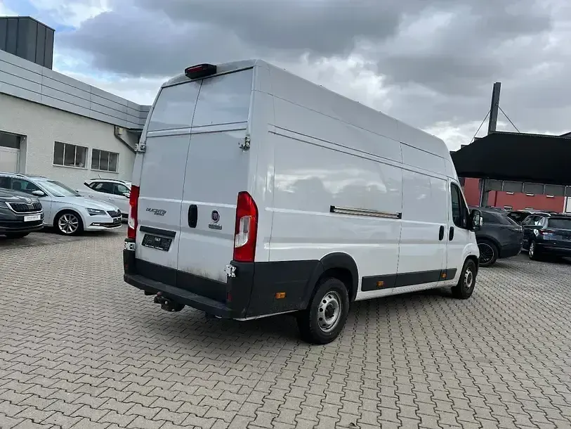 Gebraucht Fiat Ducato 179 PS (131 kW) 2023 Weiß Van