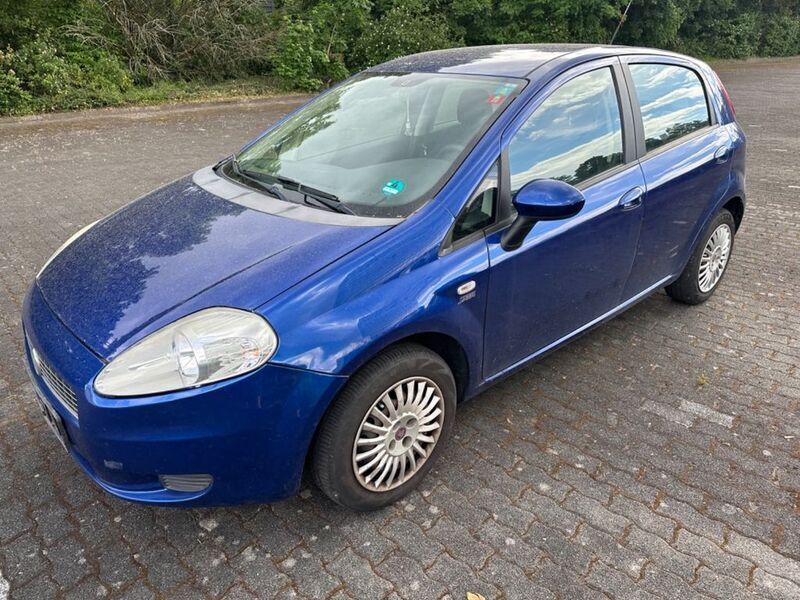 Blau Gebraucht 2008 Fiat Grande Punto Dynamic Kleinwagen | 990 € (Superpreis) - Bild 1/4