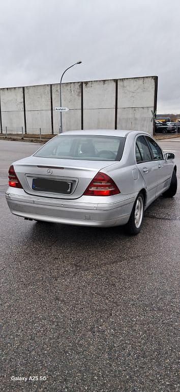 Gebraucht Mercedes C220 Elegance 143 PS (105 kW) 2001 Grau Kombi