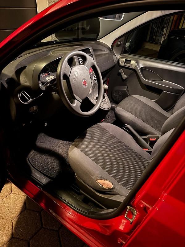 Gebraucht Fiat Panda 54 PS (39 kW) 2009 Rot Kleinwagen