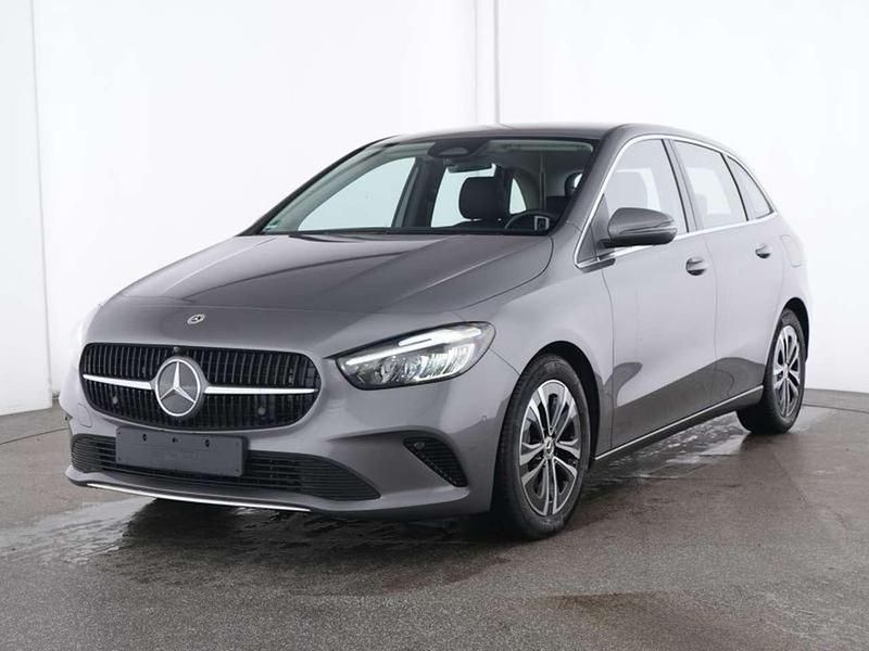 Mountaingraumet. Gebraucht 2024 Mercedes B200 Advanced Van / Kleinbus | 32.850 € (Fairer Preis) - Bild 1/4