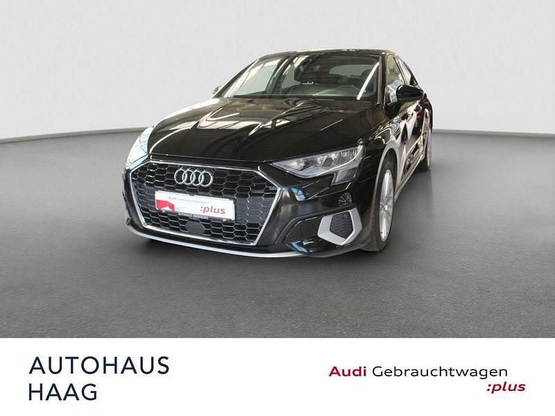 Mythosschwarz metallic Gebraucht 2020 Audi A3 Ambiente Limousine | 23.900 € (Fairer Preis) - Bild 1/4